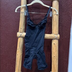 SKIMS Black Sleeveless Bodysuit